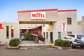Отель Downs Motel  Тувумба